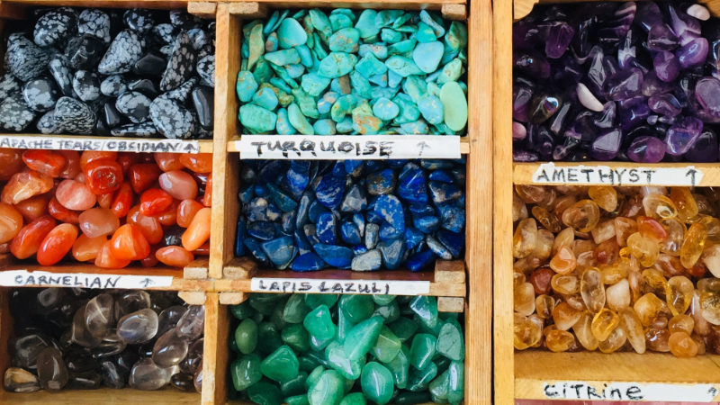 Precious stones VS. semi precious stones: what are the differences