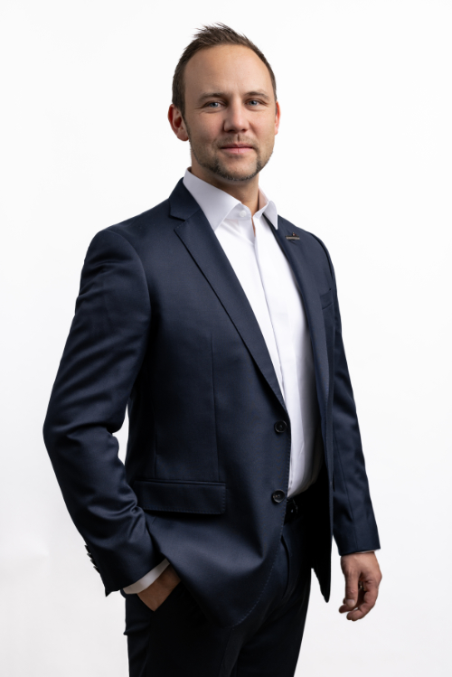 Robert Ziegenfelder - COO